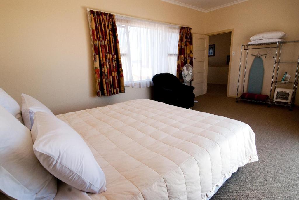 نابيير Marineland Motel الغرفة الصورة